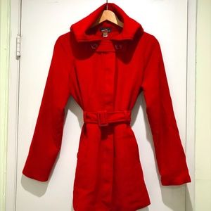 NWOT Forever 21 Gorgeous Red Coat🌹